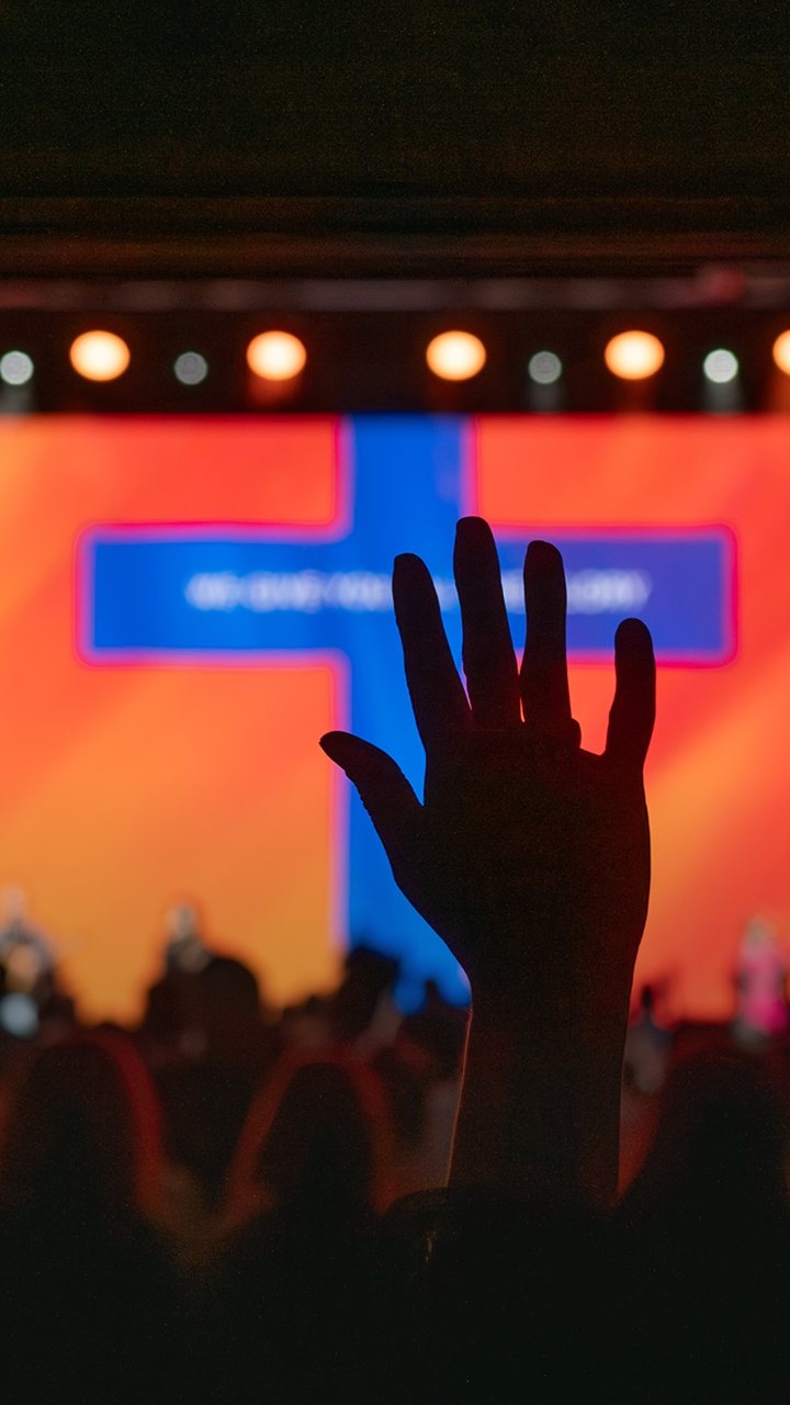 Gospel Forum Stuttgart worship service with an ArtePixel LED wall